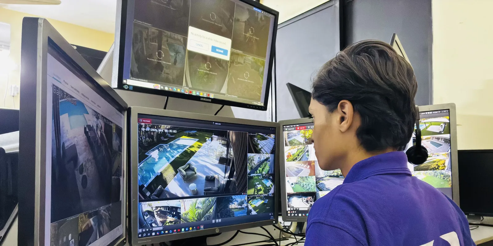 Live Monitoring for Crowded Retail Stores